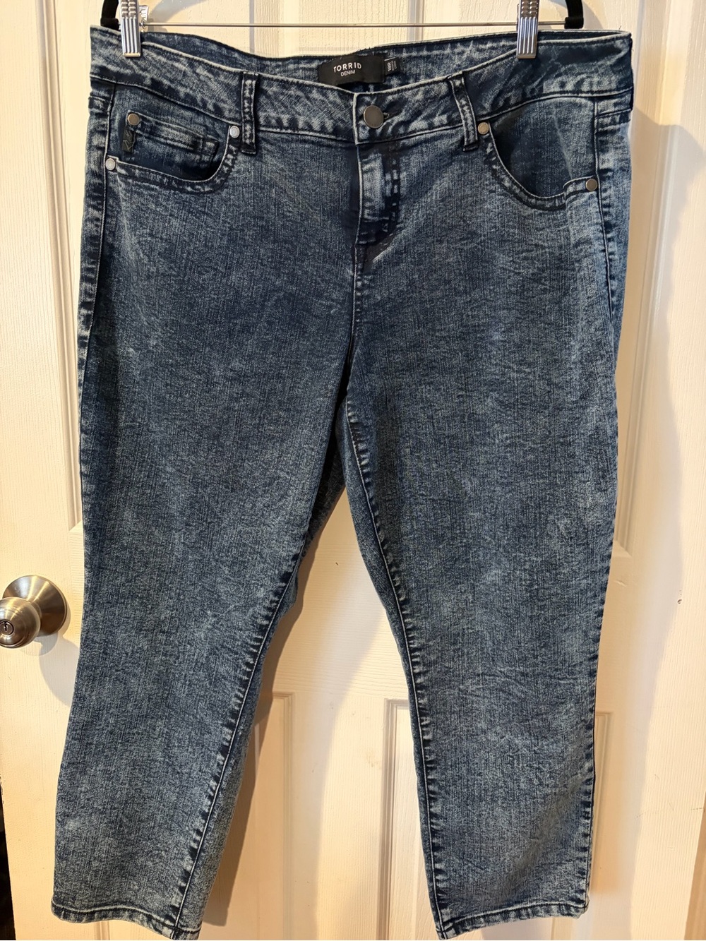 torrid Washed Dark Blue Cropped Boyfriend Jeans